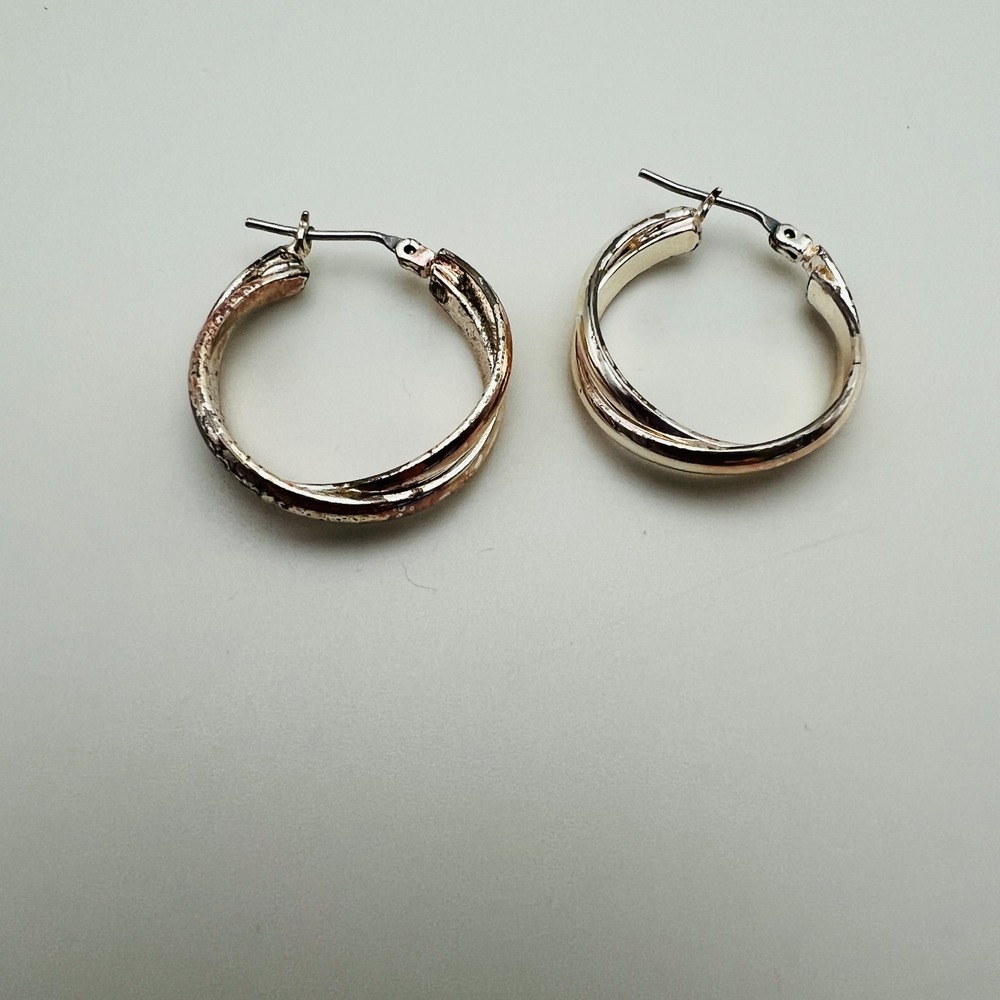 Twisted Hoop Earrings Silver Tone Classic Round Medium Size Minimalist